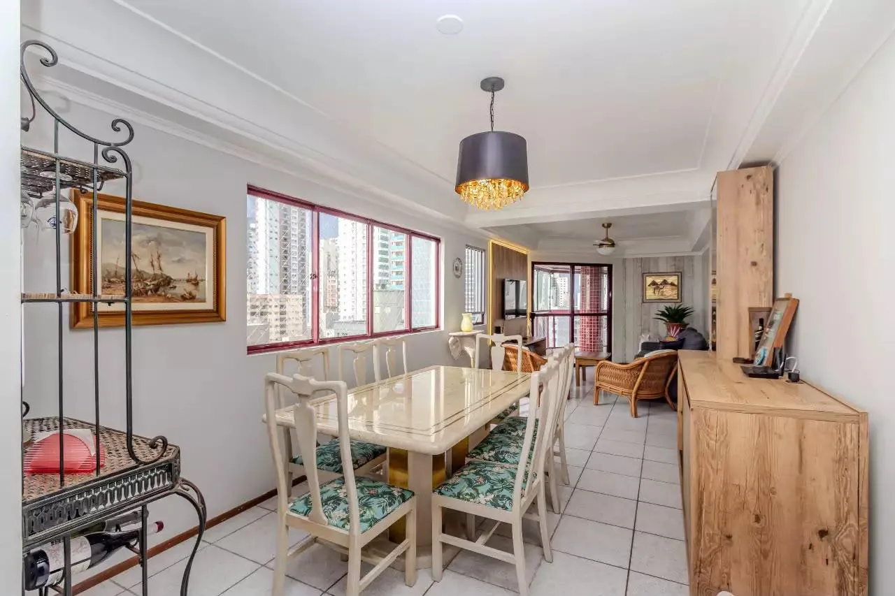 Imagem Apartamento com vista para o mar à venda com 116m2 por R$ 2.999.000,00