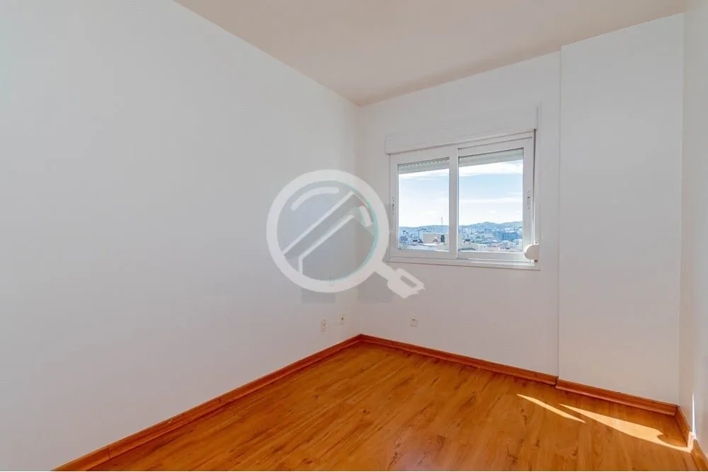 Imagem Apartamento impecável, semi-mobiliado na Cidade Baixa, condomínio referência na região com linda...