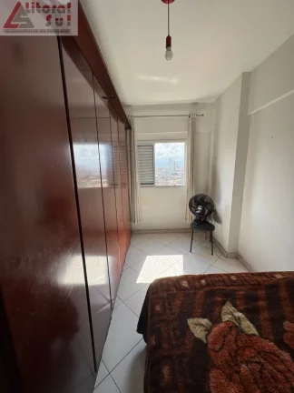Imagem Imperdível: Apartamento de 2 quartos na Ocian, Praia Grande-SP, com 69m², suíte e vaga de garagem!