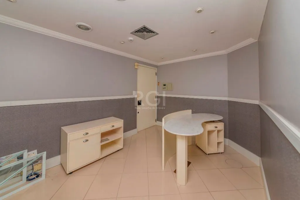 Imagem Conjunto Comercial de 129,57m2 nas Três Figueiras para comprar