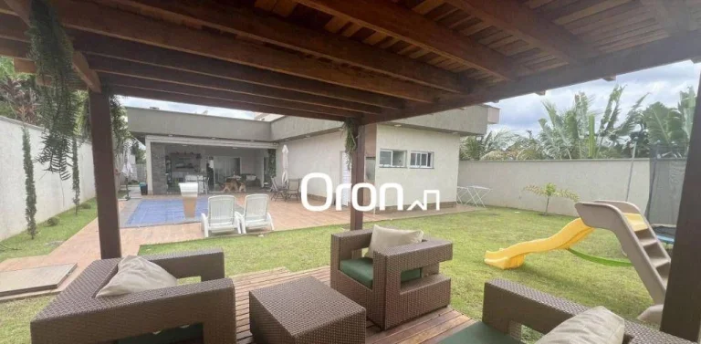 Imagem Casa à venda, 324 m² por R$ 2.999.999,00 - Condomínio do Lago - Goiânia/GO