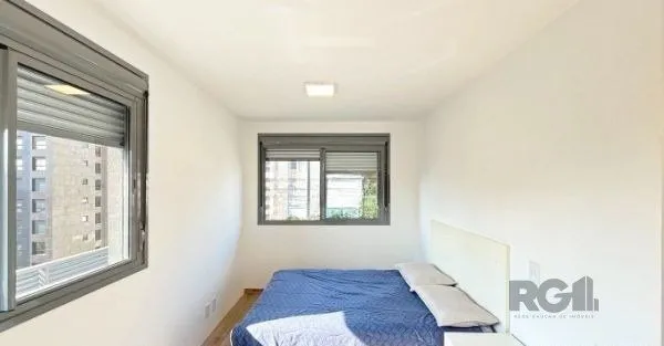 Imagem Apartamento no bairro Auxiliadora de 2 dormitórios vaga e infra