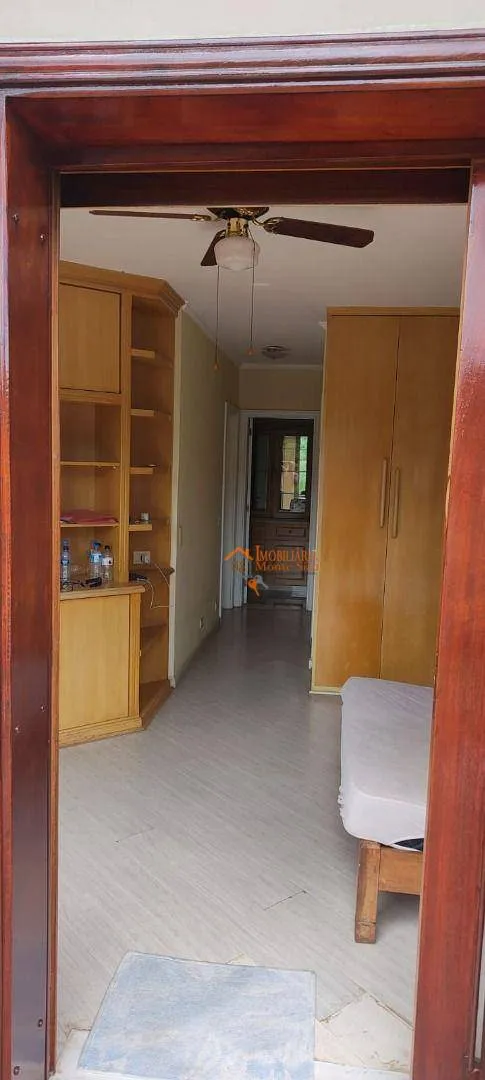 Imagem Sobrado com 4 dormitórios à venda, 500 m² por R$ 2.500.000,00 - Arujazinho II - Arujá/SP