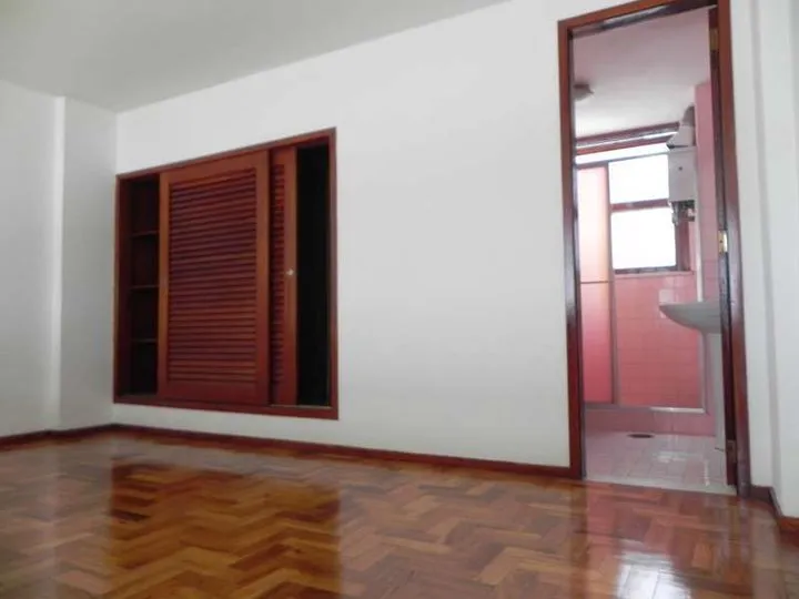 Imagem Apartamento com 1 Quarto à Venda, 37 m² em Várzea&nbsp; - Teresópolis