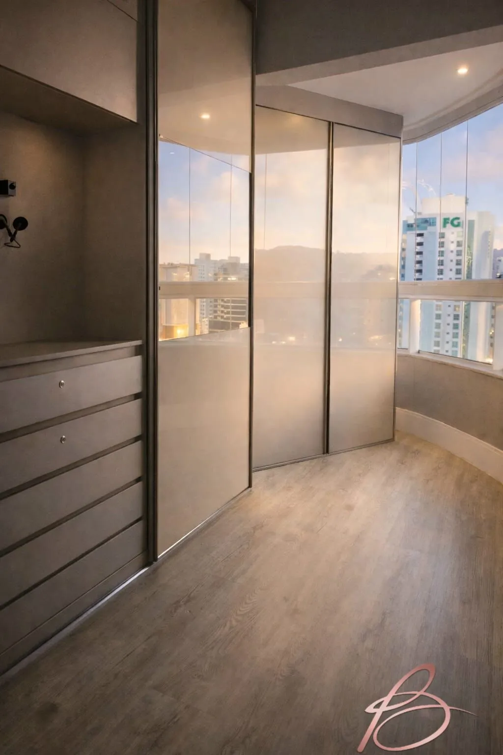 Imagem Apartamento Alto Padrão 3 suítes na Barra Norte, Balneário Camboriú/SC