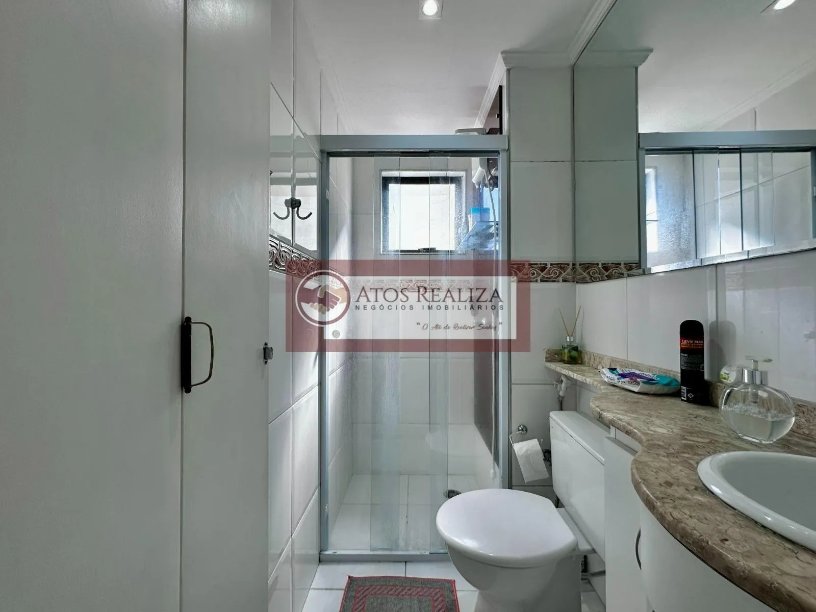 Imagem Apartamento de 2 Dormitórios com sacada, piscina, móveis planejados no condomínio Guarapiranga Park - São Paulo