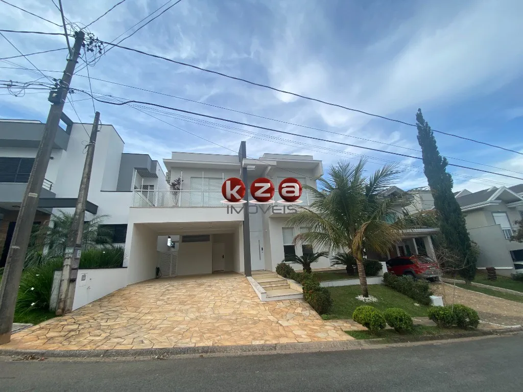Foto do imóvel Lindo imóvel à venda em Valinhos-SP: Casa com 3 quartos, 3 suítes, 2 salas, 5 banheiros, 4 vagas de garagem e 259,29m² de área.