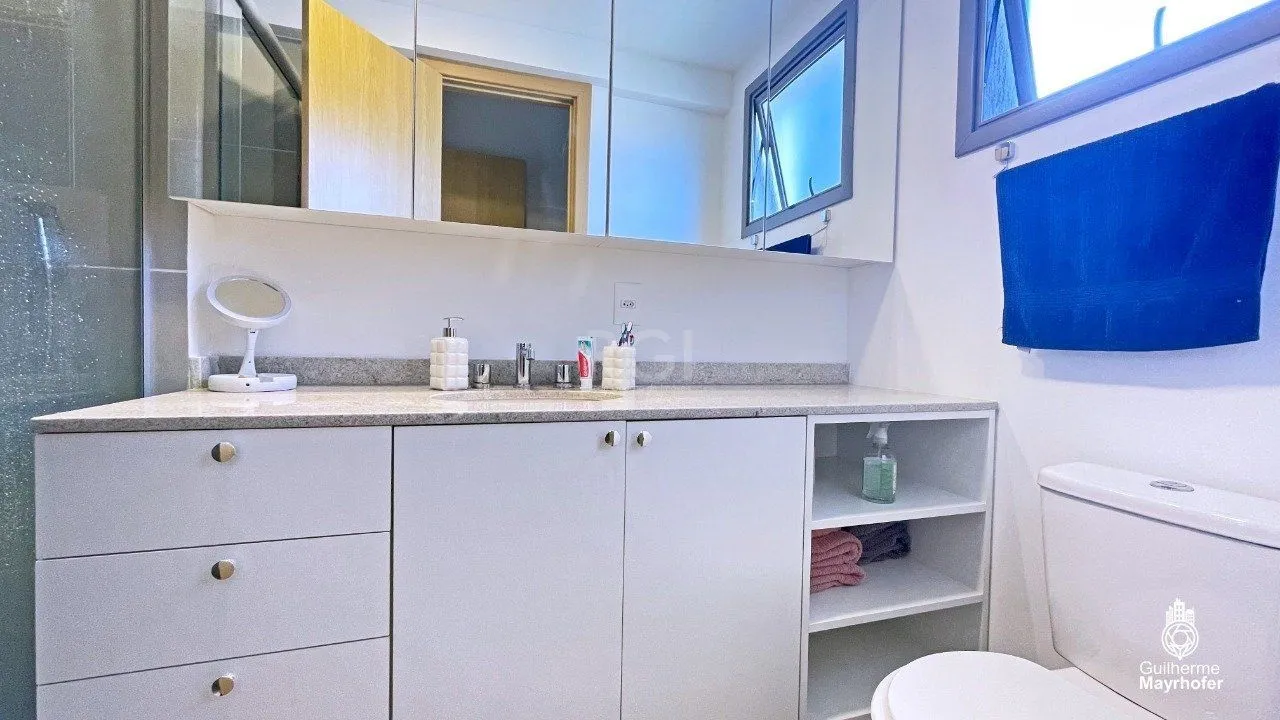 Imagem Apartamento para Venda - 75.12m², 3 dormitórios, 1 suite, 1 vaga - Farroupilha