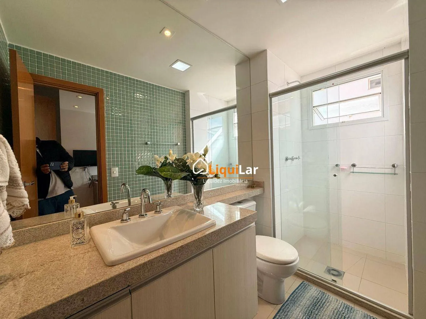 Imagem Apartamento de Alto Padrão no Johan Strauss com 3 Suítes, Planejados e 3 Vagas na Av. Mato Grosso