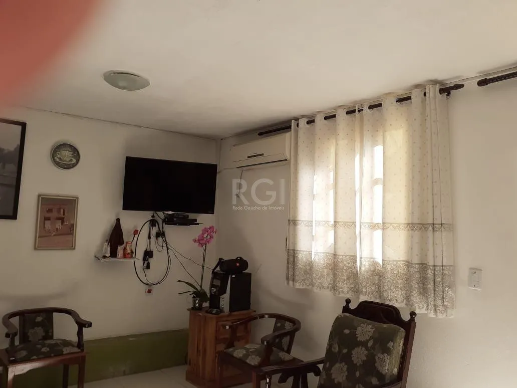 Imagem Casa para Venda - 360m², 3 dormitórios, sendo 1 suites, 4 vagas - Santana