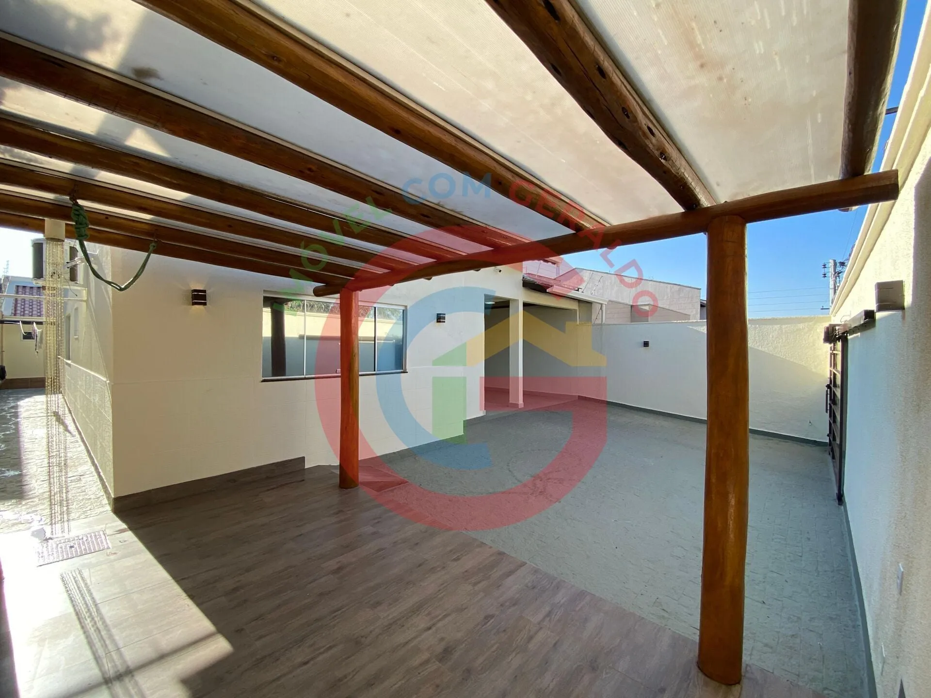 Imagem Casa 3Q (1 suíte) - Próx. Assembleia, Fórum Civel, Alphaville, Plateau D'or