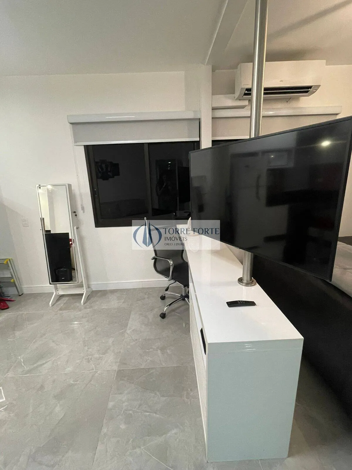 Imagem Studio com 31 m², mobiliado, 1 banheiro, 1 vaga de garagem, Jardim América