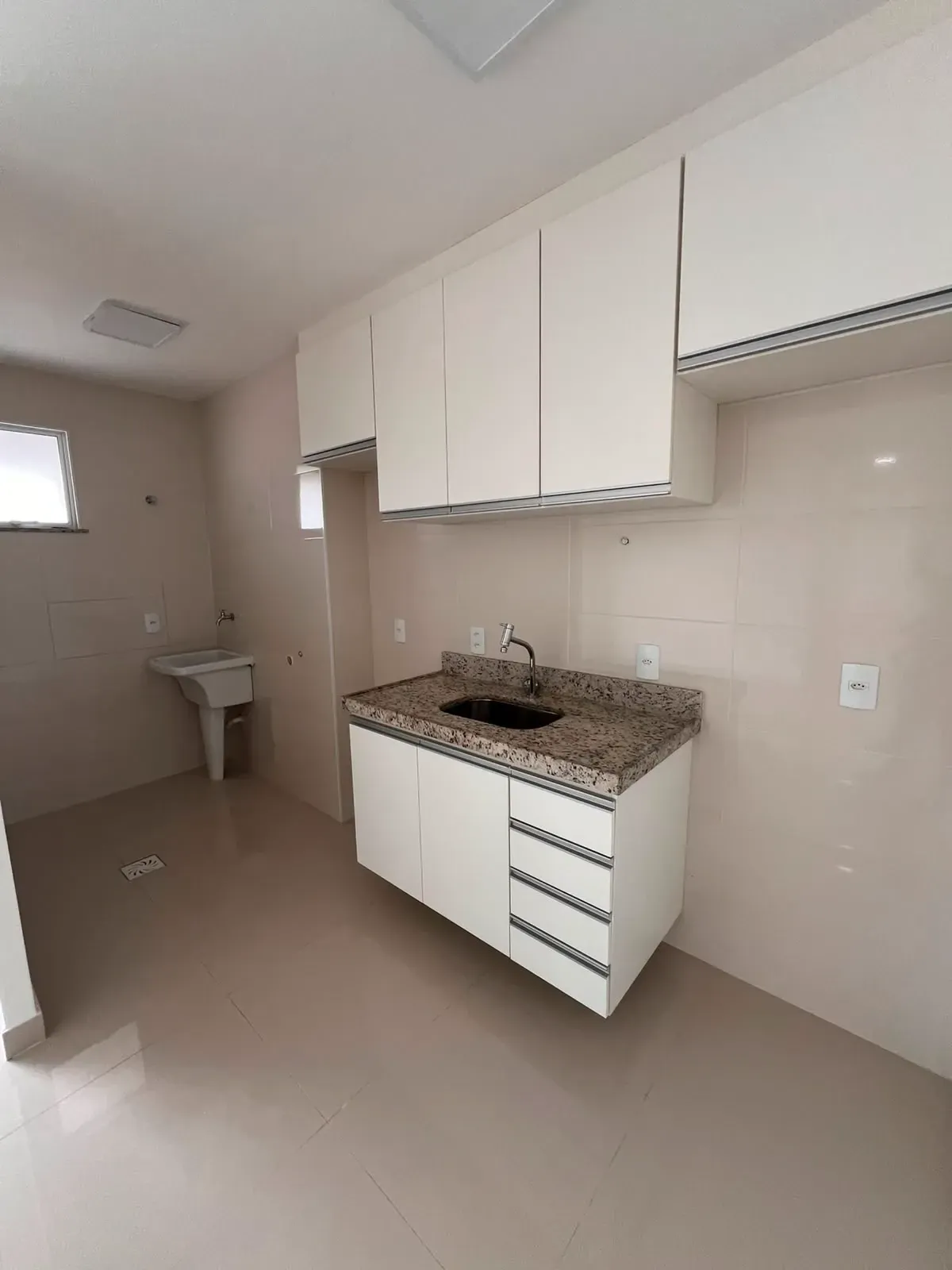 Imagem Apartamento com 2 Quartos para Alugar, 65 m² em Turu - São Luís