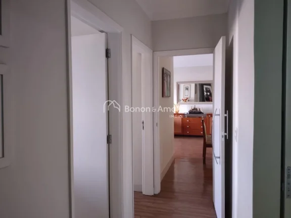 Imagem Apartamento encantador com 3 dormitórios, todos com armários planejados. A suíte principal inclui...