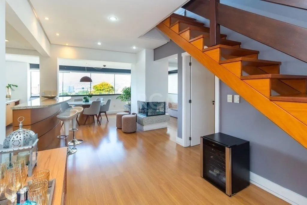 Imagem Cobertura 190m² - 2 suítes, espaço gourmet, terraço e 2 vagas de garagem