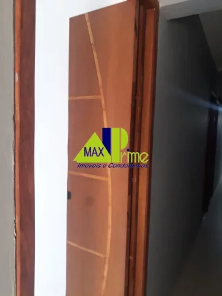 Imagem Imperdível casa à venda em São Paulo-SP no Jardim Pedro José Nunes! 5 quartos, 1 suíte, 2 vagas de garagem e 140m² de área.