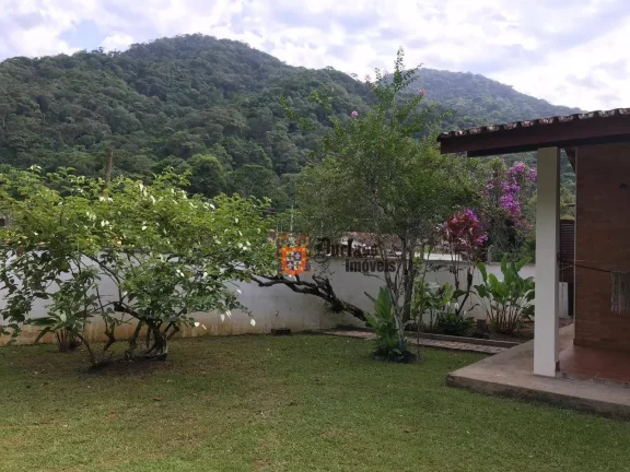 Imagem Casa com 3 dormitórios à venda, 241 m² por R$ 800.000,00 - Perequê-Mirim - Ubatuba/SP