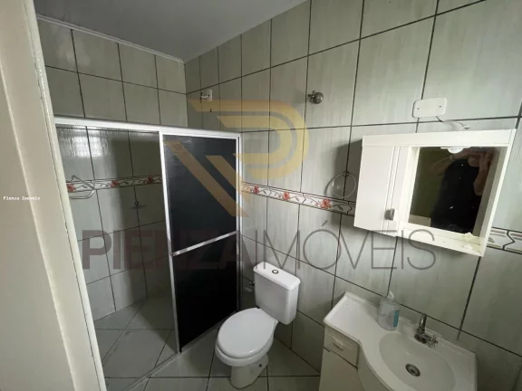 Imagem Casa para Venda em Concórdia, Industriários, 2 dormitórios, 1 suíte, 2 banheiros