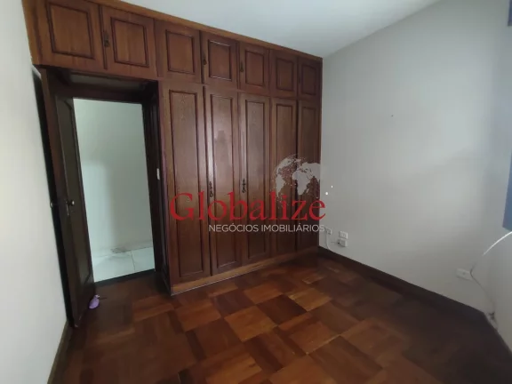 Imagem BELISSIMA CASA COM PISCINA NO BAIRRO DO EMBARÉ, 3DORMITÓRIOS, 1 SUÍTE, GARAGEM PARA 3 CARROS. VALOR R$1.200.000,00