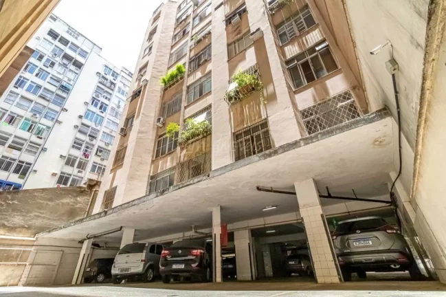 Imagem Conforto e Luxo à Beira-Mar em Copacabana - Visite Agora!