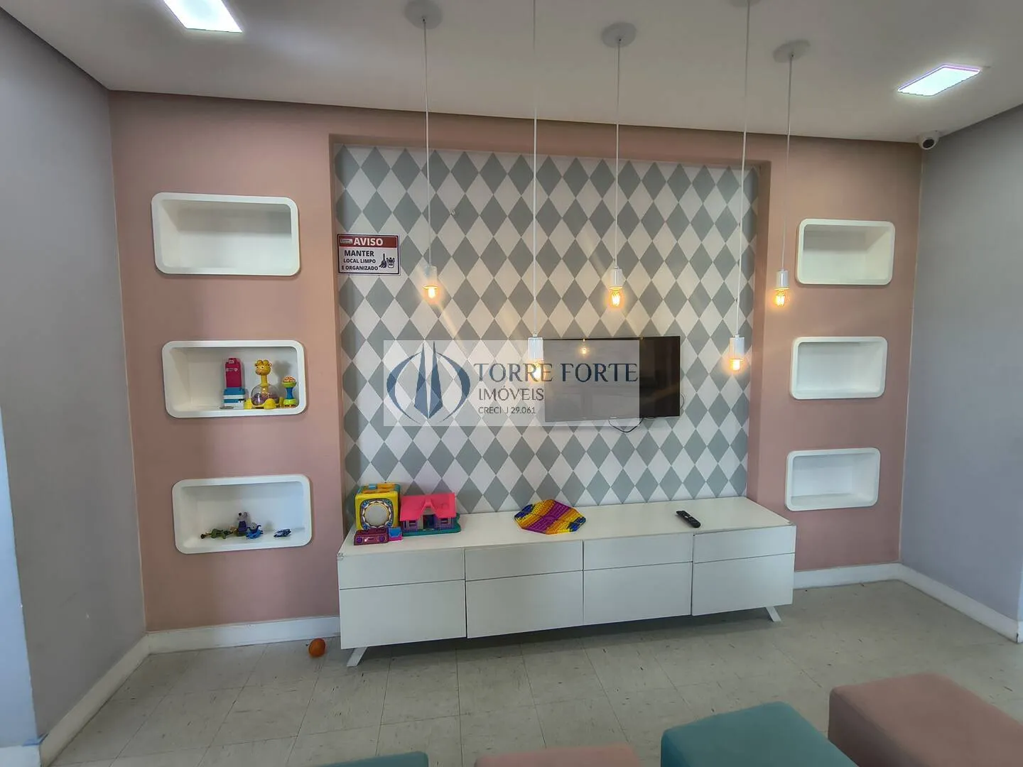 Imagem Lindo Apartamento novo com 2 Dormitórios