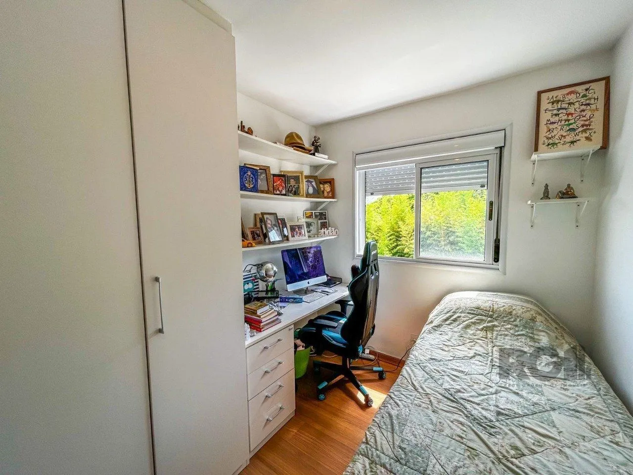 Imagem Apartamento de 02 dormitórios no Bairro Tristeza em Porto Alegre/RS