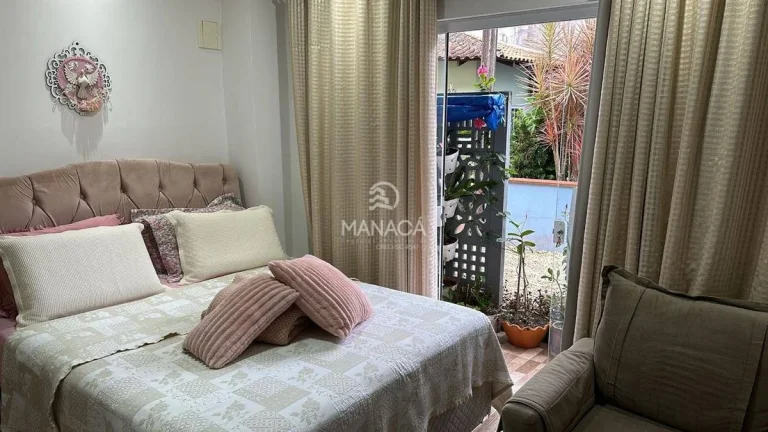 Imagem Duas casas pelo preço de uma – oportunidade incrível para você que quer investir!