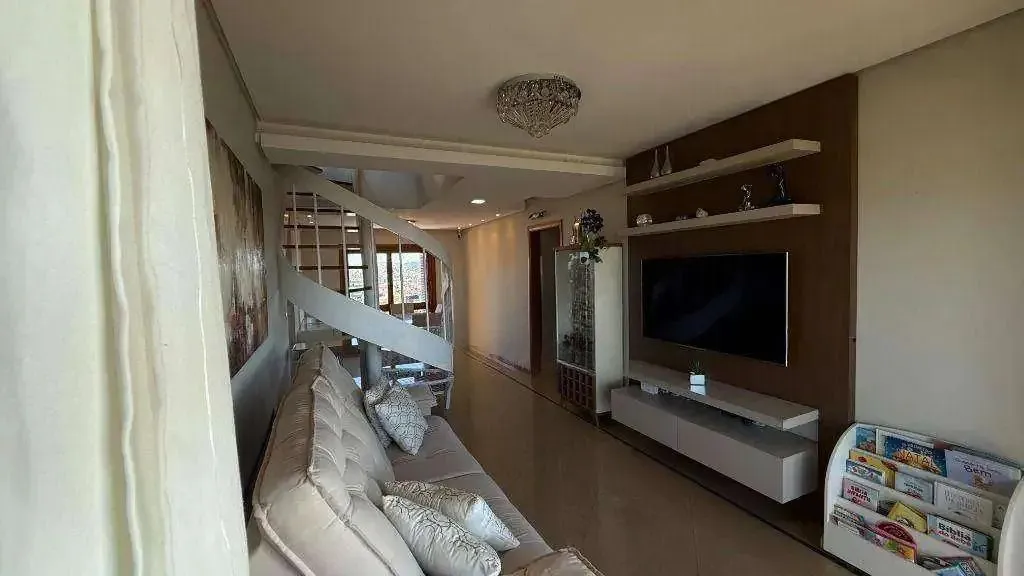 Imagem Cobertura com 4 dormitórios, 2 suítes, lavabo e 3 vagas de garagem.