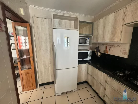 Imagem Apartamento Quadra Mar para Venda em Balneário Camboriú, CENTRO, 2 dormitórios, 1 suíte, 2 banheiros, 1 vaga