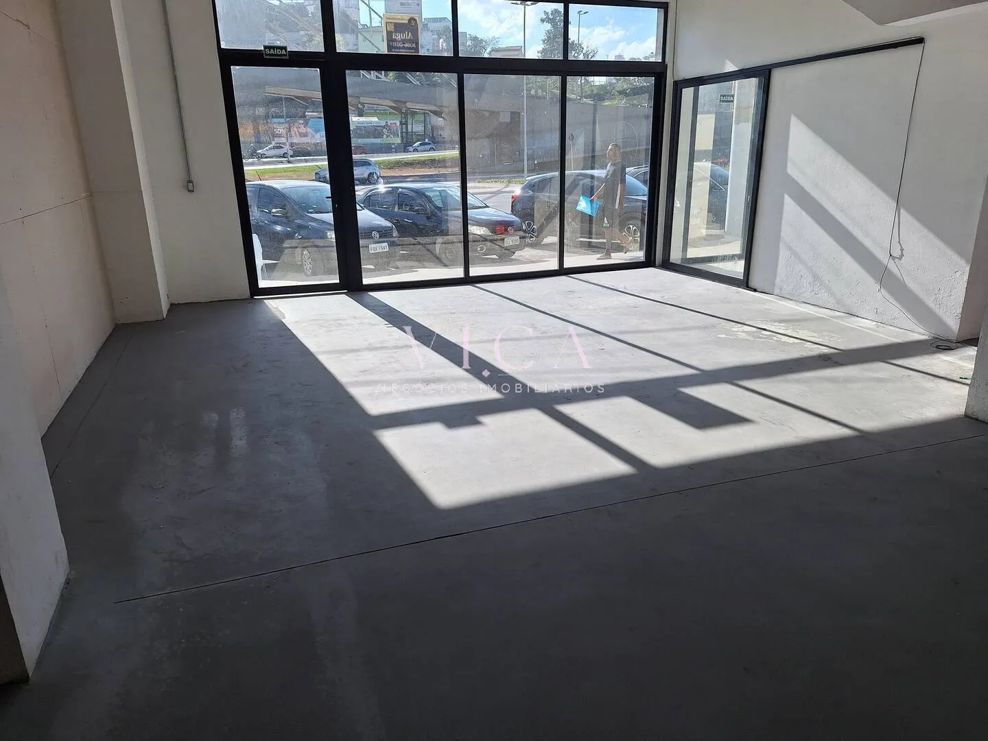 Imagem Predio Comercial 1500m² para aluguel R$ 88.000,00 em Barueri/SP
