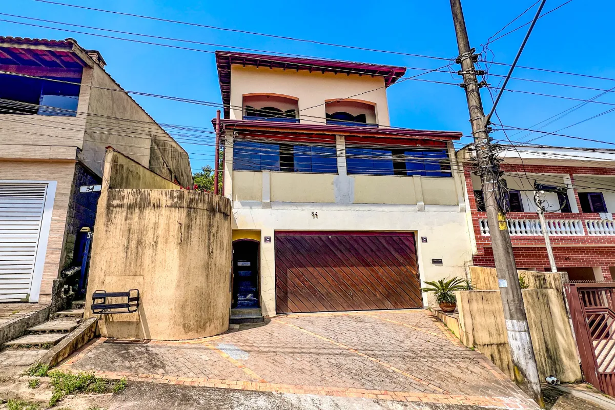 Foto do imóvel Casa para venda em Centro Alto com 4 quartos, sendo 1 suíte, 285m2