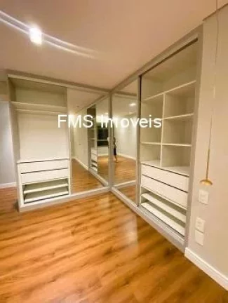 Imagem Imperdível! Apartamento à venda em São Paulo-SP, na Vila Dom Pedro I, com 3 quartos, 3 suítes e 160m². Agende sua visita!