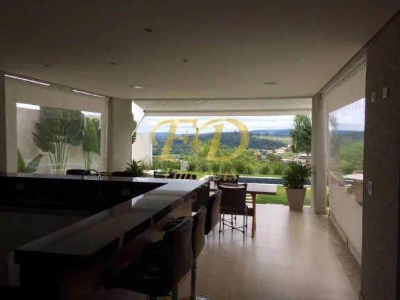 Imagem Casa em Condomínio de Alto Padrão