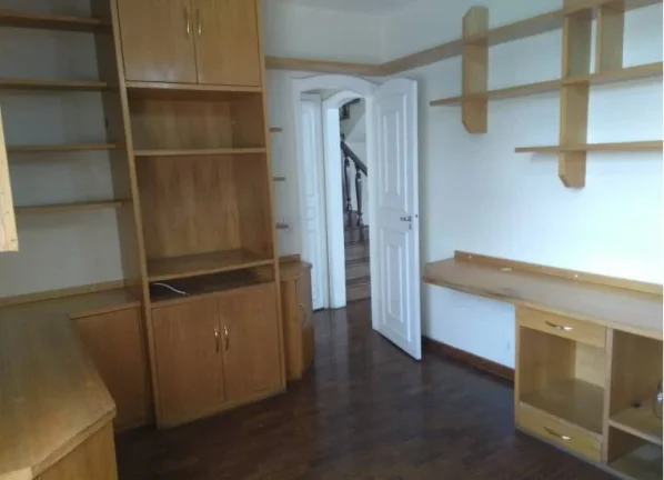 Imagem APARTAMENTO DUPLEX COM 180 M² NO FUNCIONÁRIOS