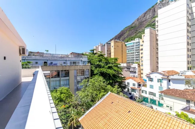 Imagem Vendo cobertura em Copacabana próximo a praia.