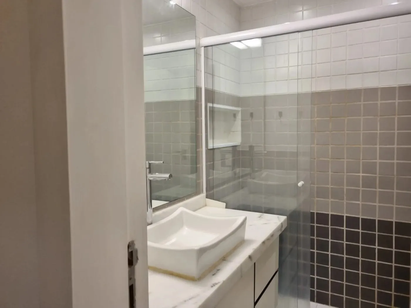Imagem Apartamento para Venda em São Paulo, Pinheiros, 3 dormitórios, 1 suíte, 2 banheiros, 2 vagas
