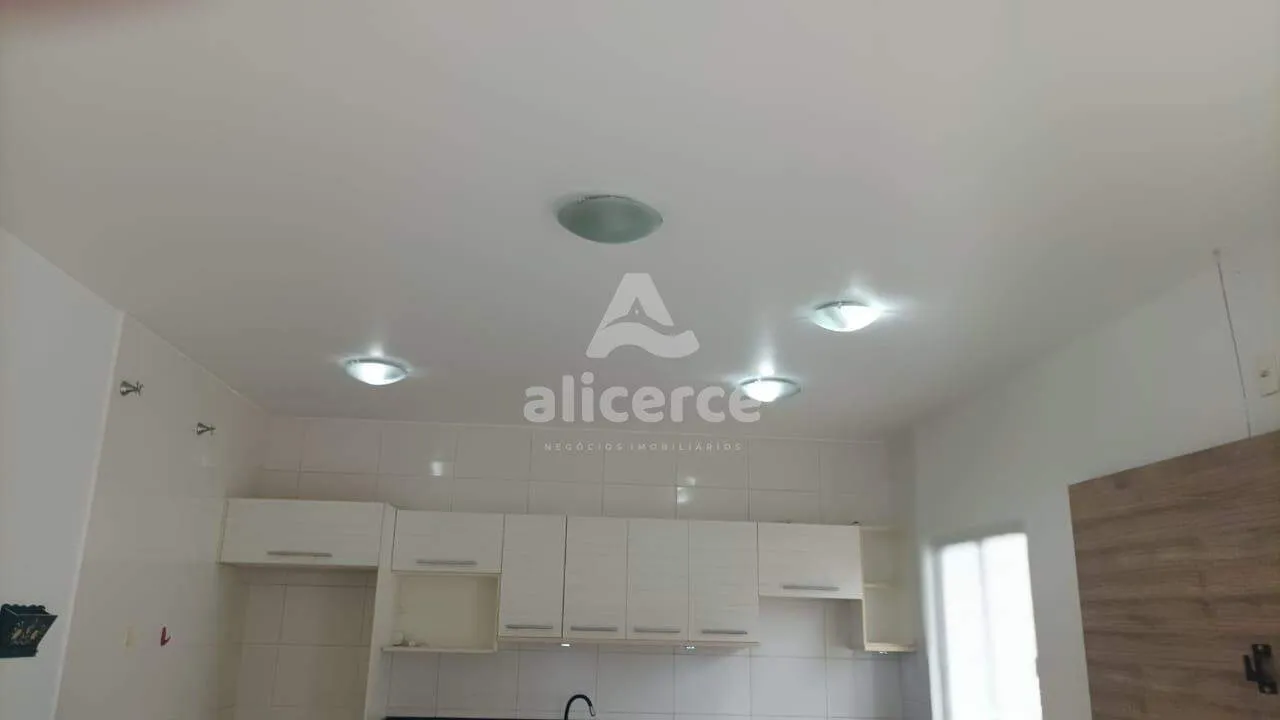 Imagem Casa à venda no bairro Estreito, a uma quadra da Beira-Mar Continental- Florianópolis/SC