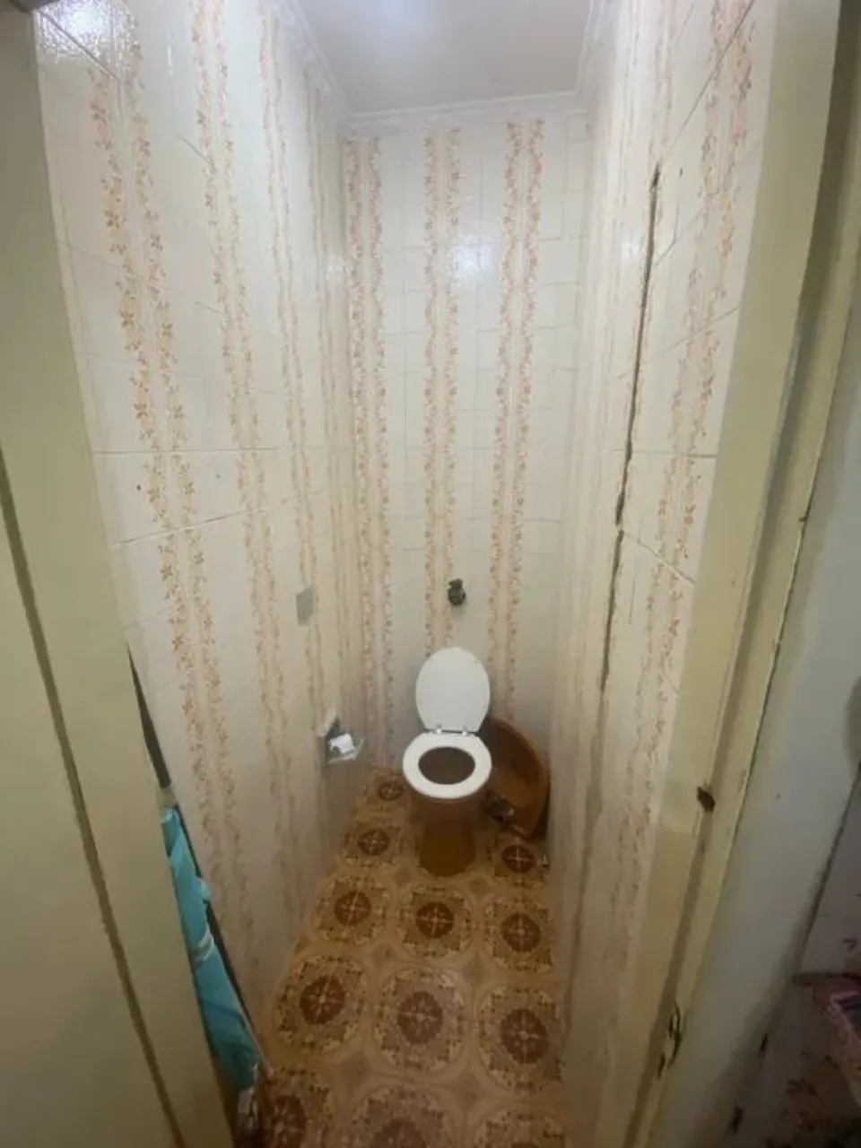 Imagem Casa comercial para locação em Sorocaba-SP na Vila Trujillo: 3 quartos, 1 suíte, 1 sala, 2 banheiros, 138m² de área.