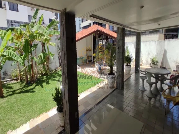 Imagem Casa à Venda no Bairro 13 de Julho, Aracaju-SE - 280 m², 4 quartos, 3 suítes, 3 salas, 5 banheiros e 3 vagas!