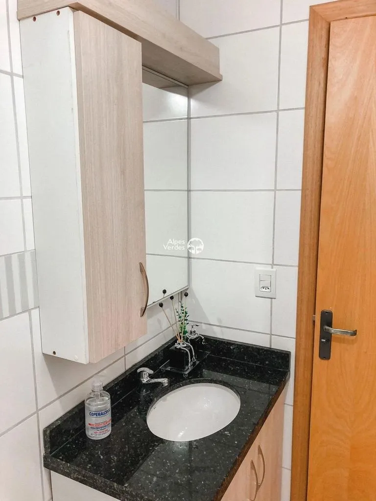 Imagem Vende-se apartamento 5 minutos da Rua Coberta