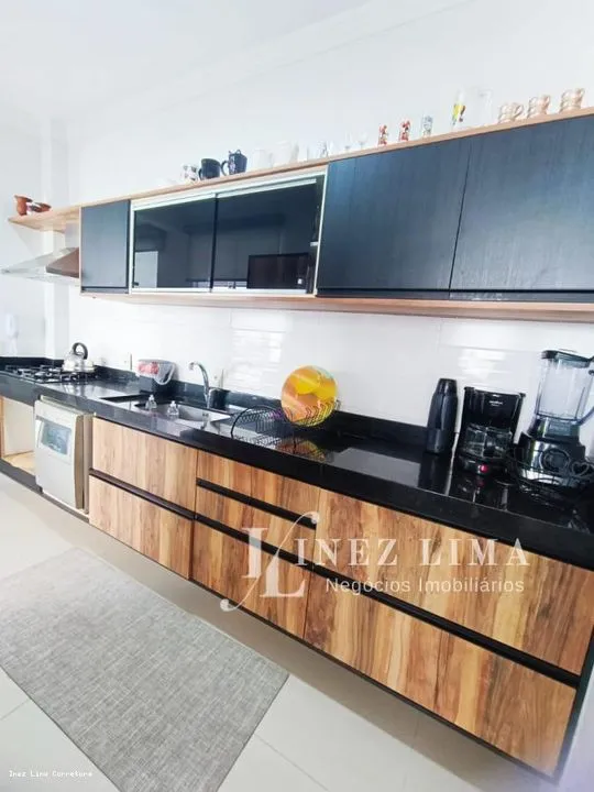 Imagem Apartamento 3 dormitórios para Venda em Itapema, meia praia, 3 dormitórios, 3 suítes, 4 banheiros, 2 vagas