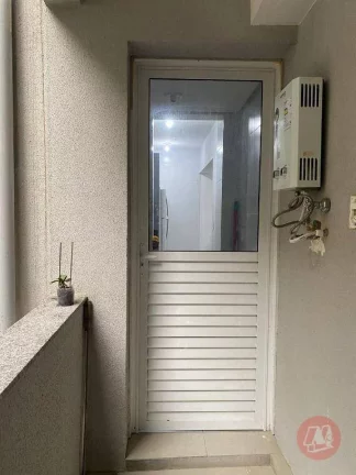 Imagem 2 Quartos, Vaga,com sacada e churrasqueira no Menino Deus