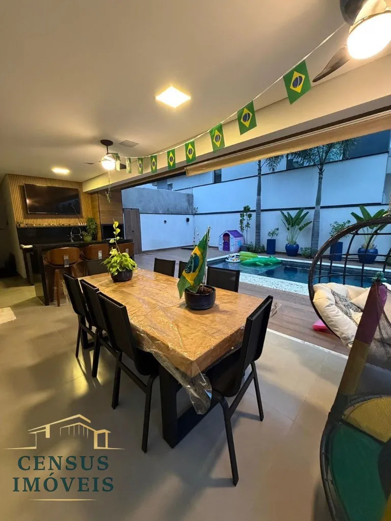Imagem Casa para locação no Condomínio Mont'alcino, 3 suítes, piscina, bairro Jardim América em Valinhos.