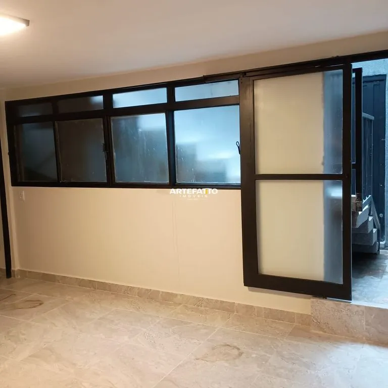 Imagem Casa com 4 dormitórios no bairro São Joaquim