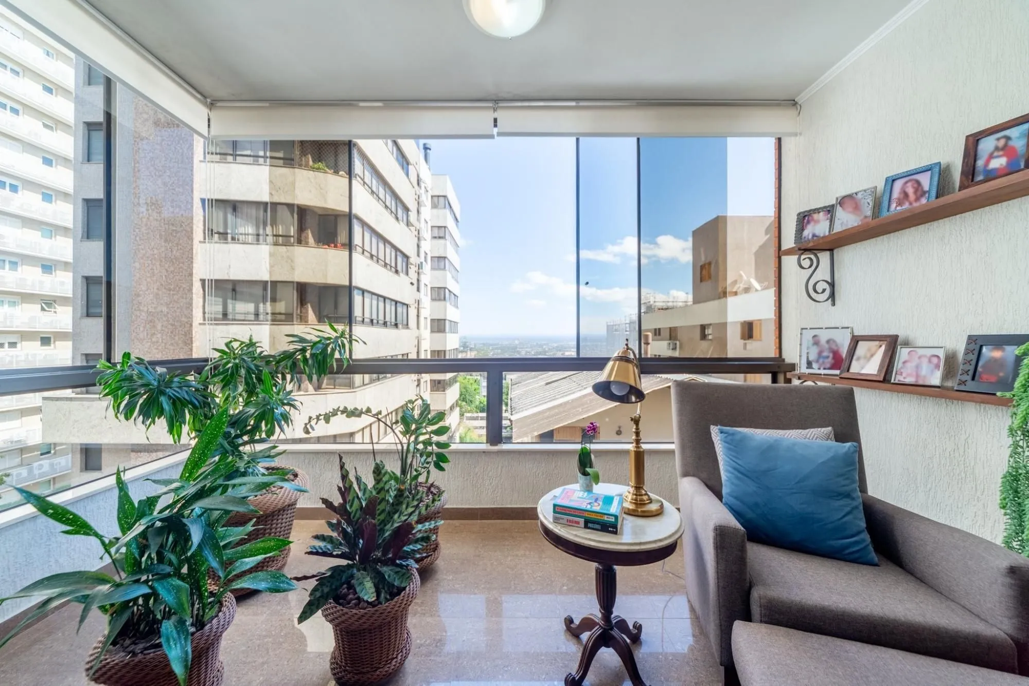 Imagem Cobertura com 206m², 3 dorm, Petrópolis e 2 vagas