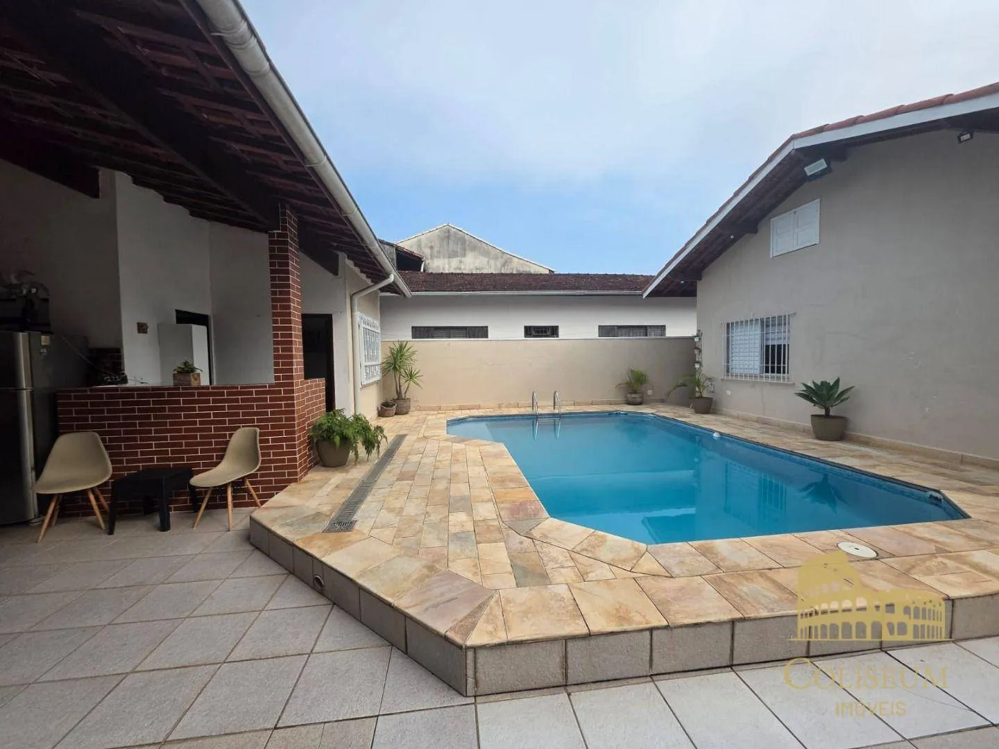 Imagem Casa com 3 dormitórios à venda, 145 m² por R$ 980.000,00 - Vila Caiçara - Praia Grande/SP