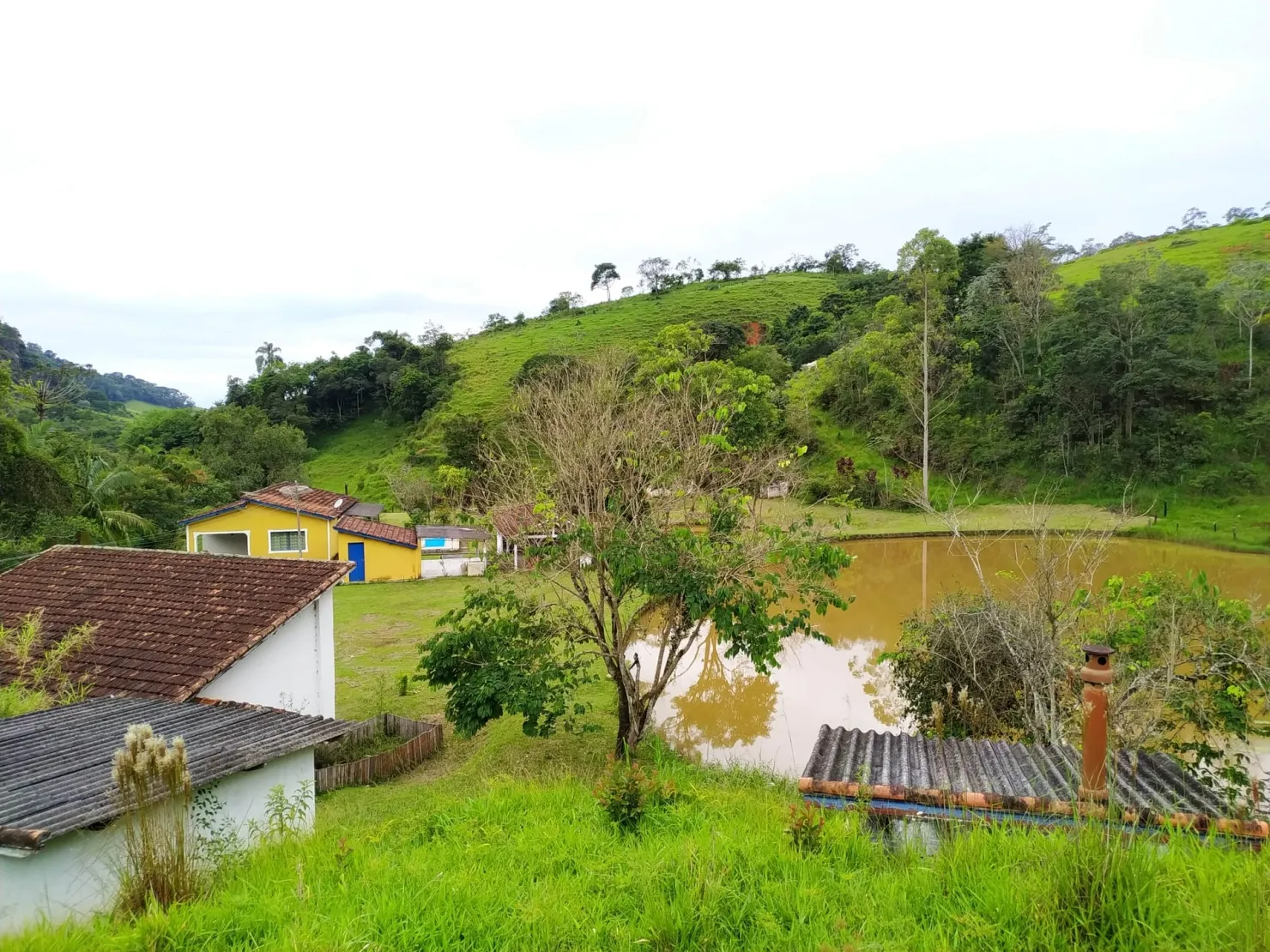 Imagem Chácara à venda 4 Quartos, 1 Suite, 1282600M², Zona Rural, Pindamonhangaba - SP