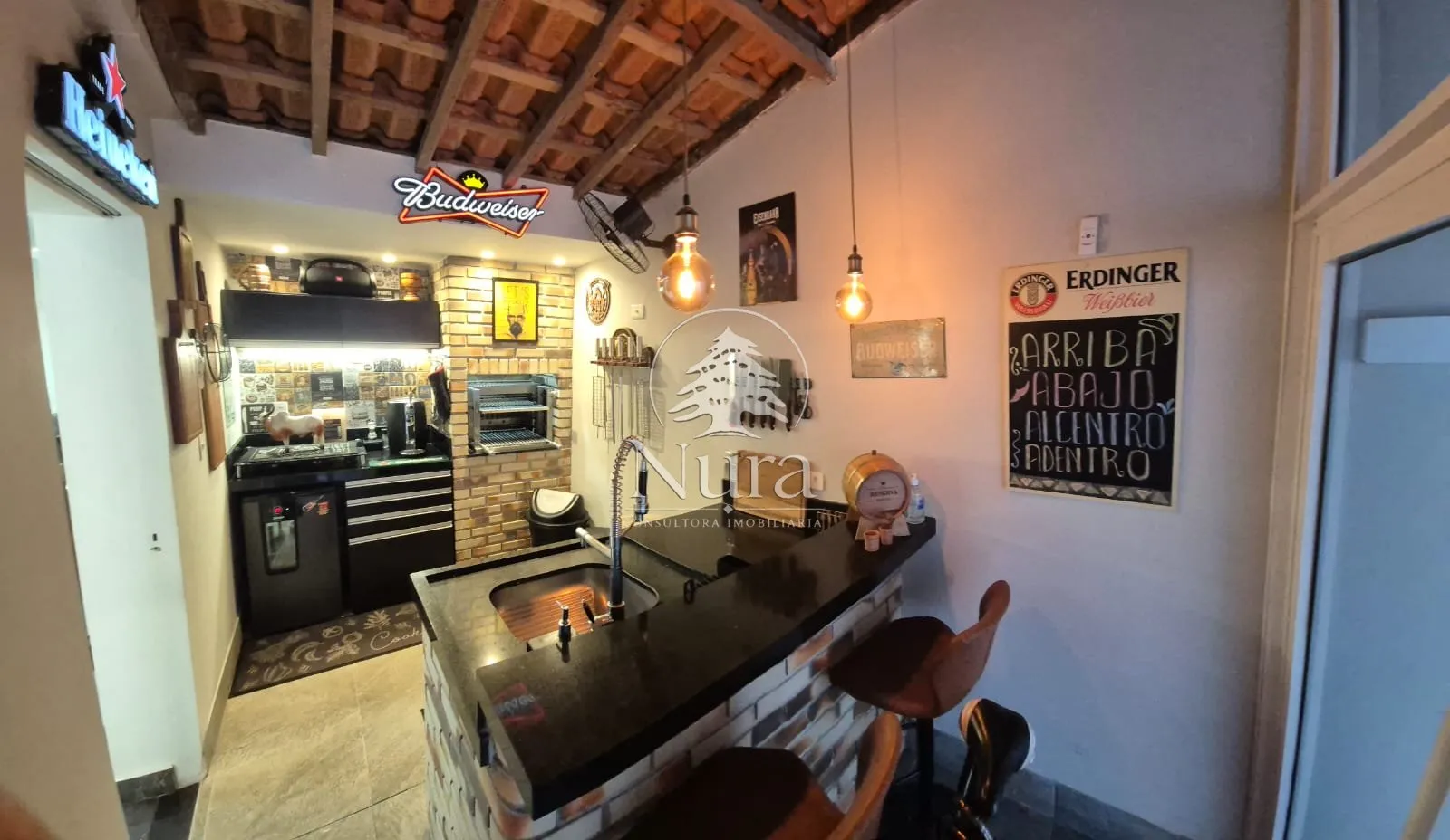 Imagem Sobrado de 2 quartos, 156m² no bairro Embaré, em Santos