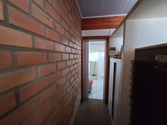 Imagem Casa mista a venda, 2 quartos, 2 banheiros, garagem, Tarumã, Viamão/RS.
