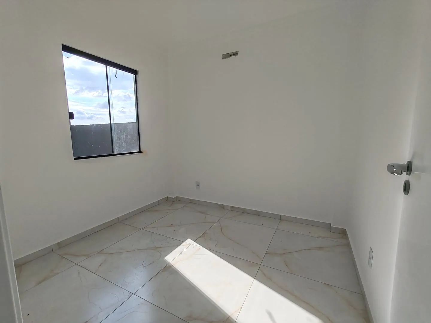 Imagem Apartamento à Venda com 2 Quartos no Alto Alegre em Cascavel